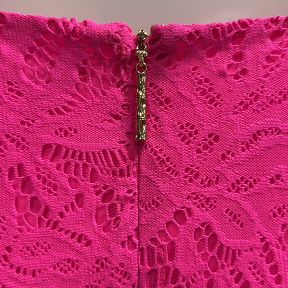 Lily Pulitzer Size Medium Hot Pink Wrap Lace Dress w/ Skort Bottom - like NEW 💖 - Picture 4 of 6